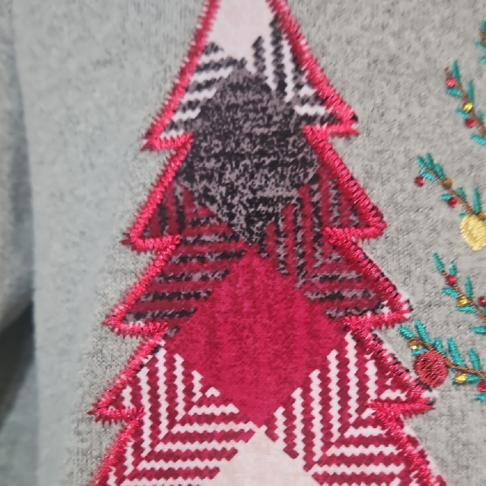 Clover+Pine | Women's Green Festive Embellished Trees 3/4 Long Sleeve Top  XL - Picture 5 of 9